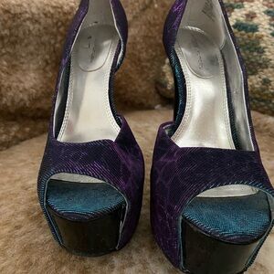 Chinese Laundry Purple and Teal Peep Toe Heels